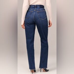 Abercrombie & Fitch Curve Love Ultra High Rise 90s Straight Jean- LONG